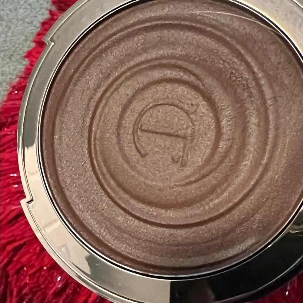🤎 Charlotte Tilbury Beautiful Skin Sun-Kissed Glow Cream Bronzer 4 Deep Fonce